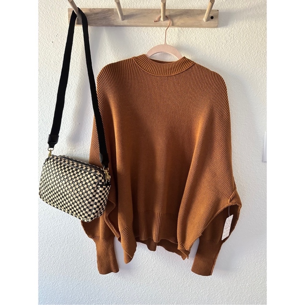 Free People Orange and Tan Crew Neck Sweater Oversized Fit
